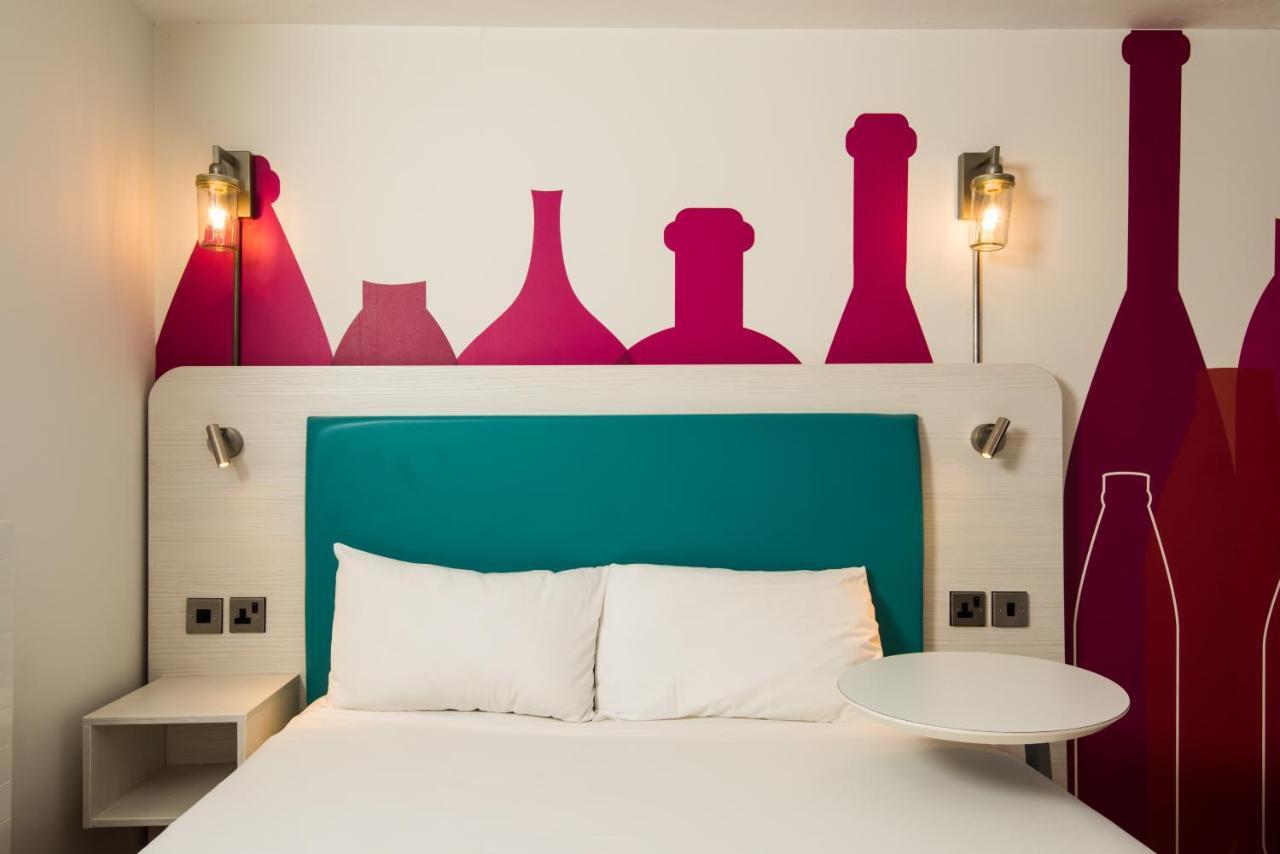 Ibis Styles Барнсли